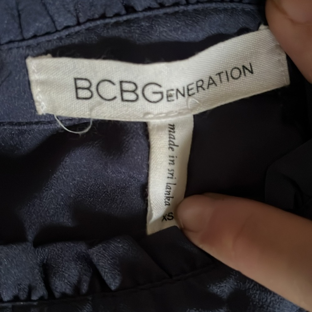 BCBGeneration Blouse High‎ Neck Ruffle - Picture 10 of 12